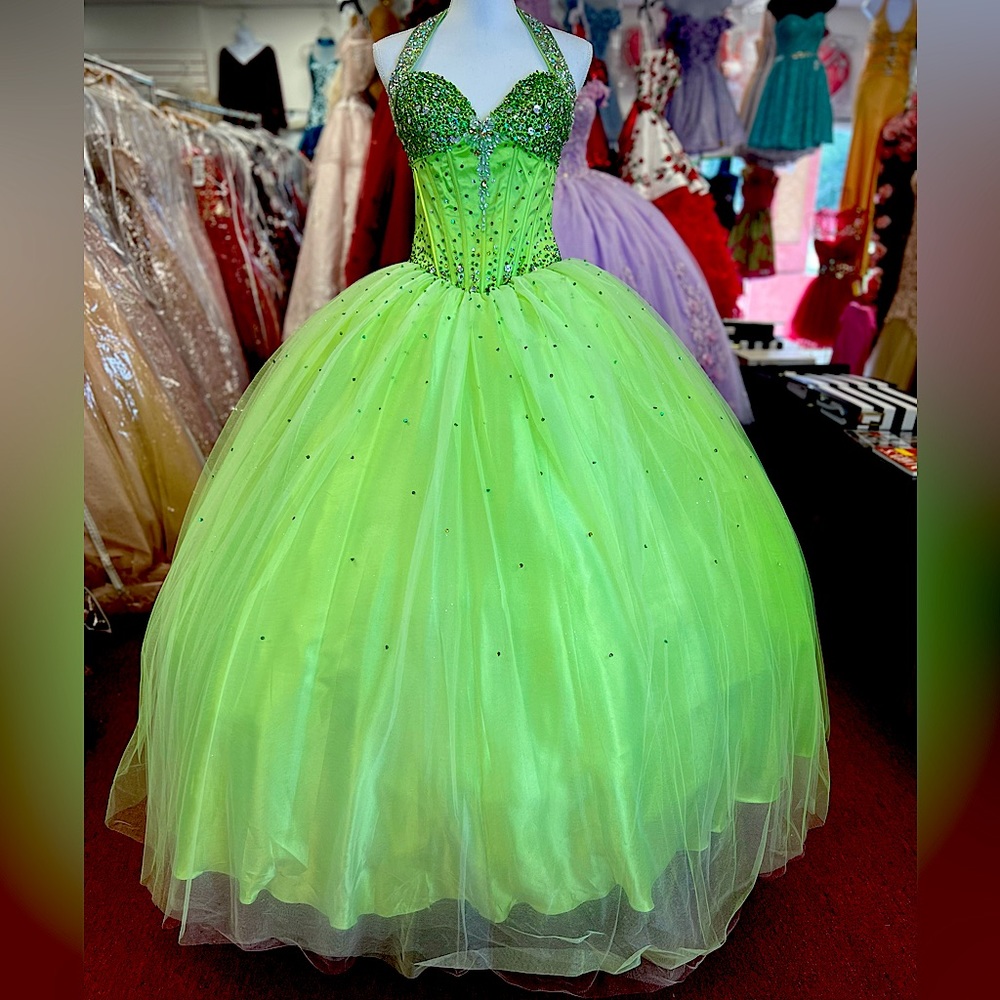 Haltet Top Tulle Ball Gown